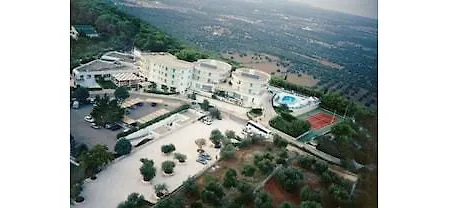 Lo Smeraldo Otel 4*