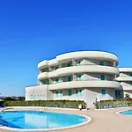 Lo Smeraldo 4*