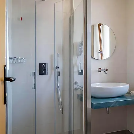 Otel Lo Smeraldo