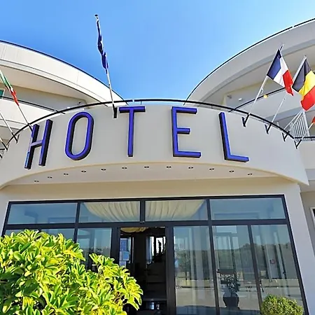 Hotel Lo Smeraldo 4*